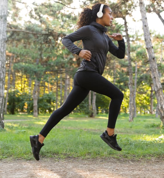 Runner enjoying a green Los Angeles park